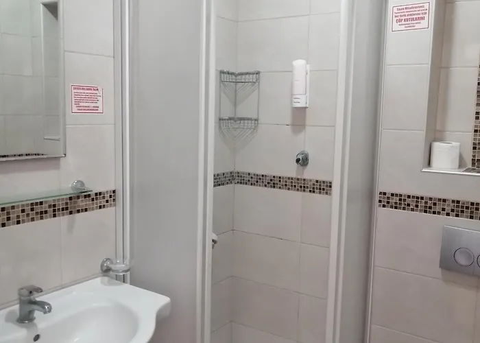 Gloria Tibi Hotel 2*