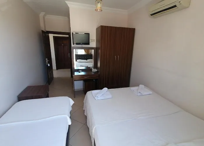 Hotel Gloria Tibi 2*