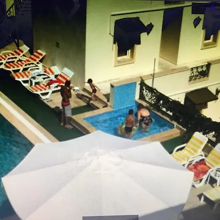Gloria Tibi Hotel