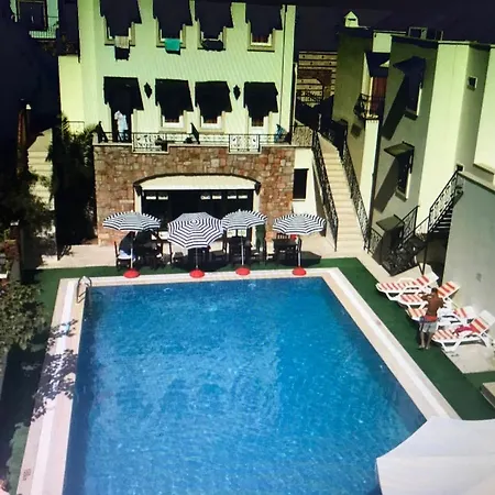 Gloria Tibi Hotel